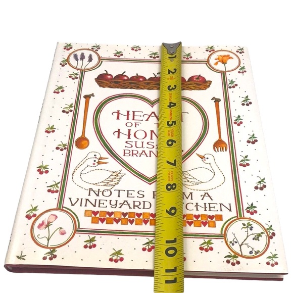 Heart of the Home Book by Susan Branch - Picture 6 of 6